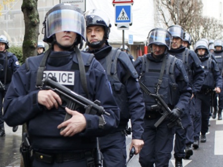 Нападенията се случиха в рамките на половин час на три различни