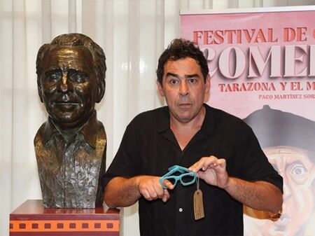 Новите съседи се завръщат, Амадор е успешен бизнесмен