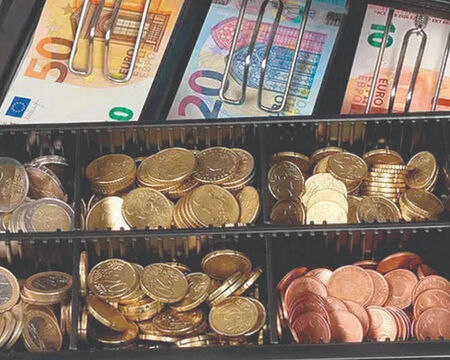 Готови ли са кварталните магазини за еврото