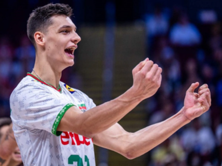 Великолепно: Александър Николов е в Топ 3 на света