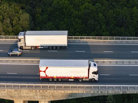 Ограничения за тирове по АМ "Тракия", "Хемус" и "Струма" - важна информация за шофьорите