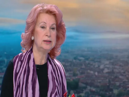 Първите симптоми са висока температура болки в ставите мускулите и