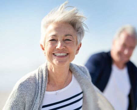 Животът в България се удължава - мъжете живеят средно 71,9 г., а жените - 79,3