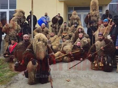 Звънът на джамалите ще събуди Сакар – Орешник посреща Новата година с древен ритуал