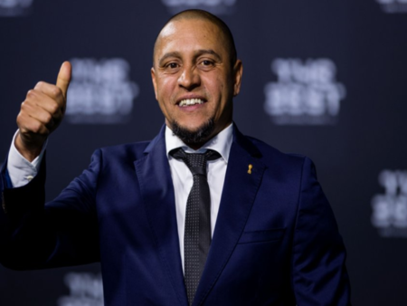 Легендата Роберто Карлош претърпя многочасова операция