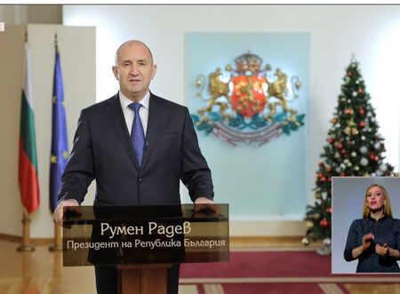 Президентът се съгласи с неизбежността на еврото, но отново го употреби политически