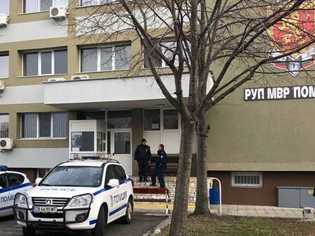 Спипаха трима мъже с дрога в Поморие, несебърлия направи страшна глупост зад волана