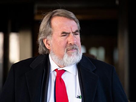 Почина конгресменът Дъг ЛаМалфа – Републиканците губят ключов глас в Камарата