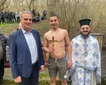Шампионът по мотокрос Атанас Леков спаси кръста в Айтос