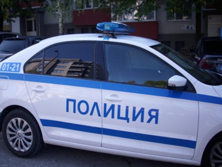 Млад бандит тероризира баби - арестуван е след грабежи и счупване на ръка