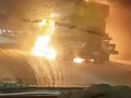 АПИ: Снегоринът в София се запалил заради технически проблем с електрическата инсталация