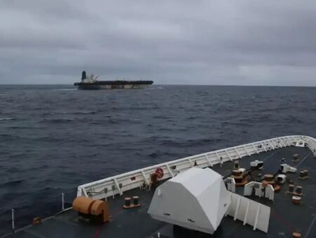 САЩ задържаха още един танкер от "сенчестия флот" на Путин (ВИДЕО)