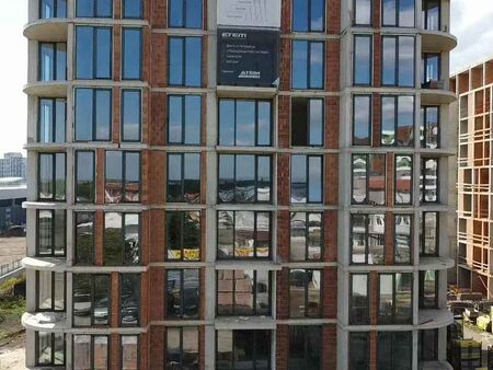 Най голям дял от заявените нужди са за квалифицирани работници