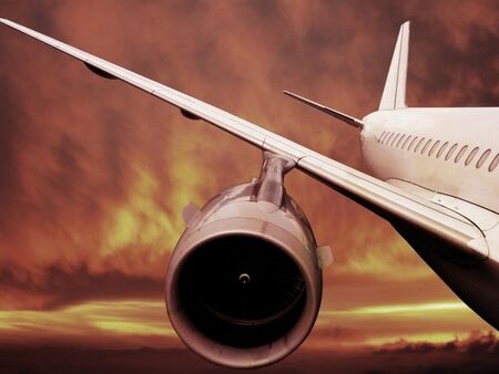 Трагедия в Колумбия! Частен самолет се разби, сред жертвите е известен певец