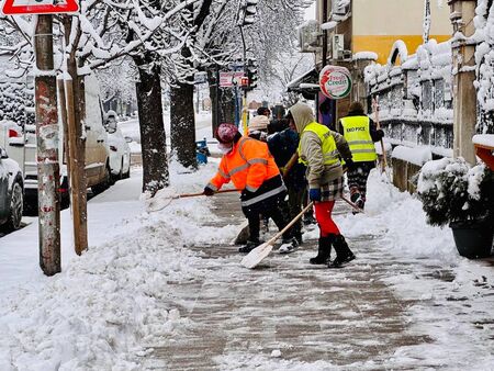 Русе обяви 12 януари за неучебен ден заради екстремно студено време
