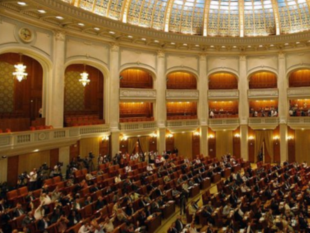 Парламент се захвана с легализиране на проституцията