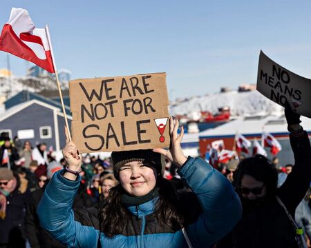 Закупуването на Гренландия може да струва до 700 милиарда долара