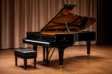 Произведения на Владигеров, Шостакович и Дворжак ще звучат в благотворителния концерт „Нов роял за талантите на Бургас“ този петък в Културен дом НХК