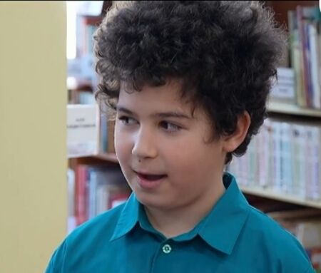 10-годишно момче прочете 257 книги за година и стана Читател на годината