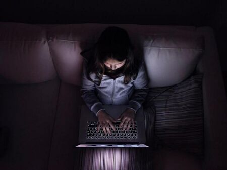 Киберполицията съветва как децата да се предпазят в интернет