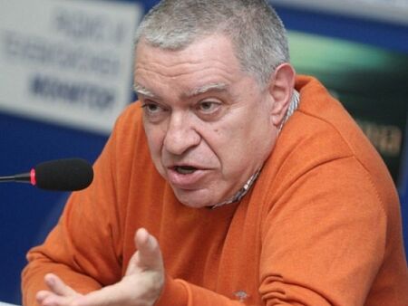 Проф. Константинов: Нашите пенсионери банкомат не са виждали, вие искате да гласуват на машини