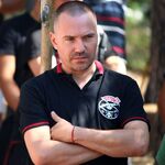 Защо Ангел Джамбазки рови по контейнерите в София