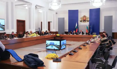 Депутатите продължават работата по промените в Изборния кодекс  Народното събрание