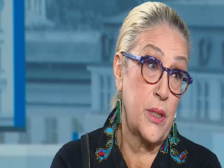 Буруджиева: Румен Радев има за какво да иска прошка