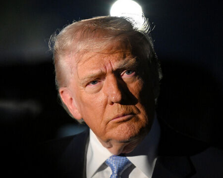 Доналд Тръмп обвини Киър Стармър в слабост заради предаването на островите Чагос