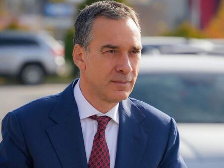 Димитър Николов по повод Бабинден: Вашият труд е мисия, изпълнена с отговорност, а резултатът от него е най-ценното