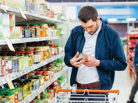 Потребители алармират: Търговците ни ощетяват при ресто в левове – закръгляват в своя полза