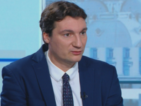 Бившият служебен министър на правосъдието се интересува от бъдещето на