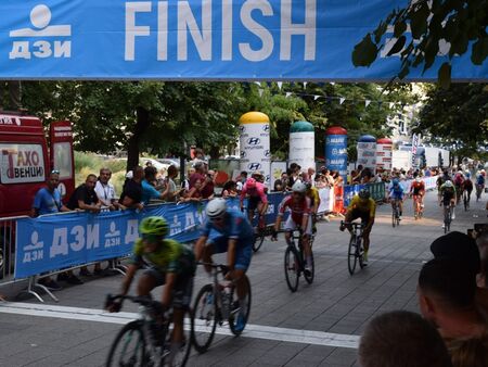 Бургас ще е част от Колоездачната обиколка на Италия 2026 – втората по ранг в света