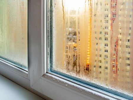 Още през ноември сложих сол на прозореца, спаси ме от голяма мъка