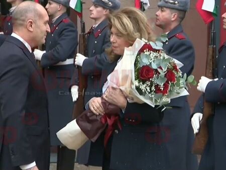 Решението си държавният глава обявява на дата която е най