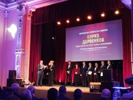 Това са най-добрите митничари, наградиха ги за големи удари