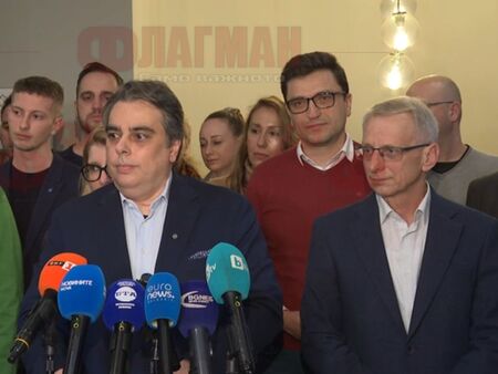 Авторитарното ръководство на ПП иска марионетки, които да контролира със съобщения във вайбър, смята знаков кадър на ДБ