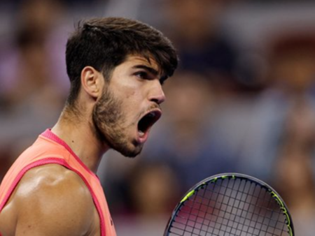 Мелбърн "гори" - жегата играе за Алкарас, Джокович и Синер са като в капан