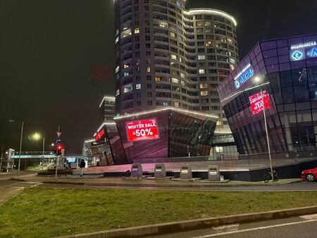 Втора жилищна сграда е напълно спокойна но разследващите няма да