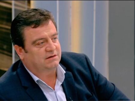 Арестуваха 15-годишния внук на Цветелин Кънчев за грабеж в центъра на София