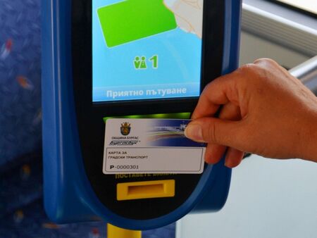 От кога бургаските ученици ще могат да пътуват за 1 евро на месец