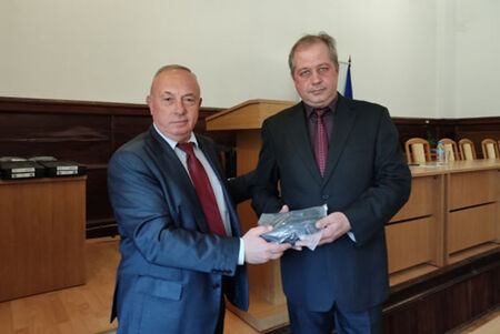 Изненадващ фаворит за вътрешен министър в служебния кабинет