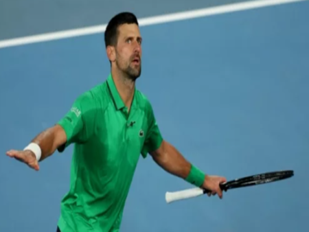 Зрелище в Мелбърн - отписаха Джокович за първи път в историята