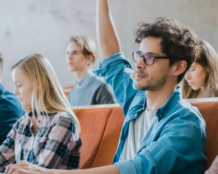 Чуждестранните студенти в България се увеличават, а близо 60% от тях изучават медицина