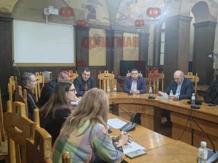 Областният противоепидемичен щаб отмени всички въведени мерки в Бургас и