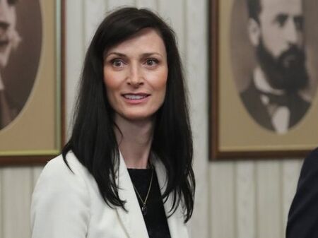 "Шоуто на Слави" отива в историята след 19 години на екран