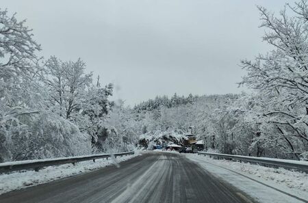 Областните пътни управления следят синоптичните прогнози и предприемат необходимите действия