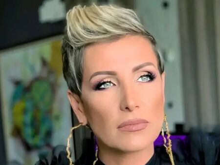 Джина Стоева показа форма от покрива на небостъргач в Дубай