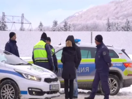 Твърди се че е направен опит за запалване Цяла нощ