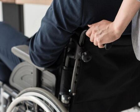 Инвалидните пенсии изпревариха тези за стаж и възраст по данни на НОИ